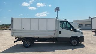 IVECO  35C14 2020 BASCULANTE LATERALES ALTOS 