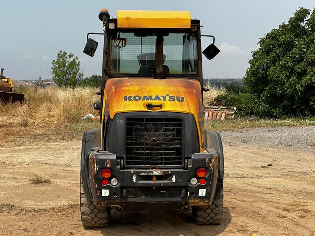 KOMATSU WA80M - Cargadora articulada