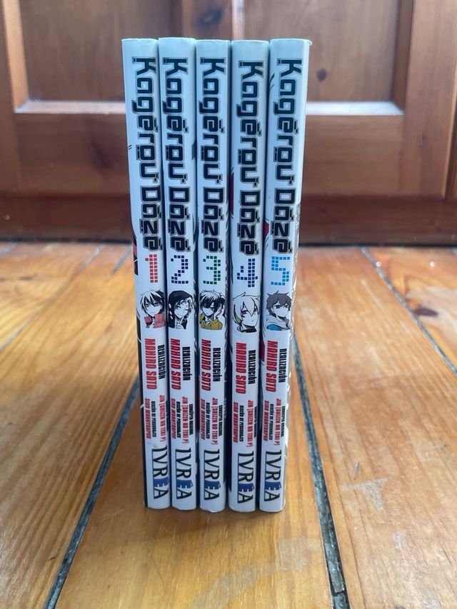 Tomos 1- 5 del manga Kagerou Daze