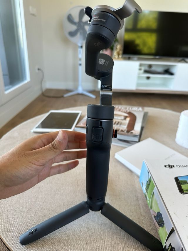 DJI Osmo Mobile 6