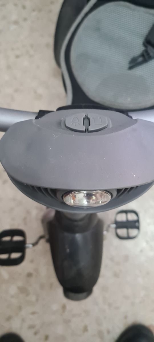 Triciclo evolutivo de la marca Kikkaboo