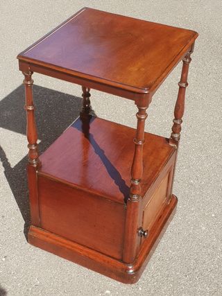 Comodino antico in legno di mogano