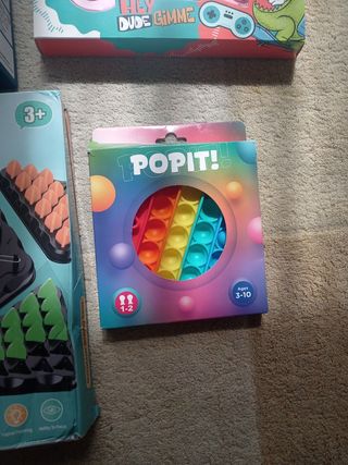 Lote de 4 juegos de mesa y una pelota/disco