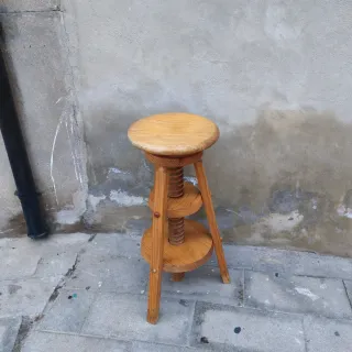Taburete madera giratorio vintage