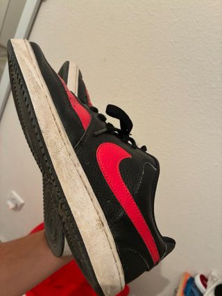 Zapatillas Nike Air Force 1 - Negras/Rojas 