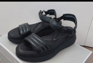 Sandálias Tamaris 36 Pele Pretas