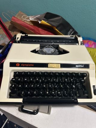 Máquina de escribir Olympiette Special