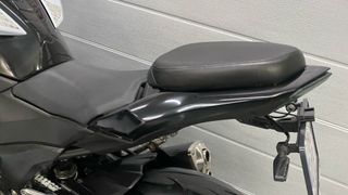 Kawasaki Z800e blanca