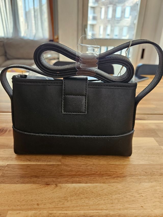 Bolsito bandolera Primark negro