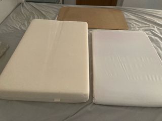 2 Colchones minicuna + tablero