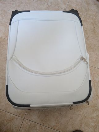 Maleta trolley cabina blanca y negra