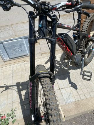 Bicicleta eléctrica descenso Ghost