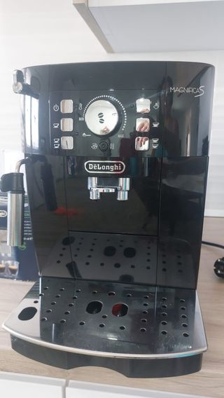 Cafetera Delonghi Magnifica S