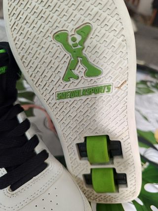 Zapatillas Sidewalk Sports con ruedas