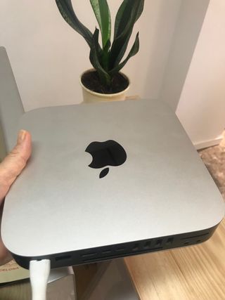 Mac mini 2014 i5 4GB RAM 256GB