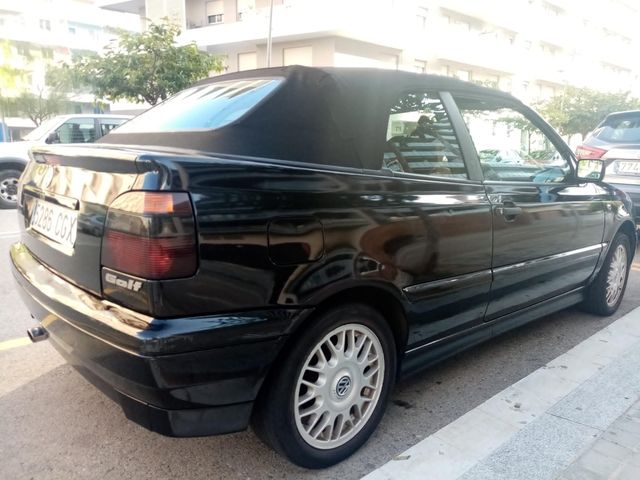 SE VENDE Volkswagen Golf Cabrio