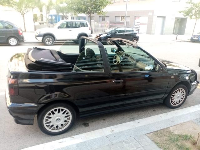 SE VENDE Volkswagen Golf Cabrio