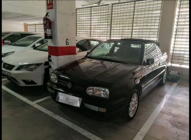 SE VENDE Volkswagen Golf Cabrio