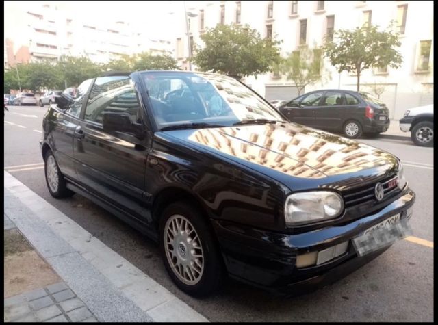 SE VENDE Volkswagen Golf Cabrio