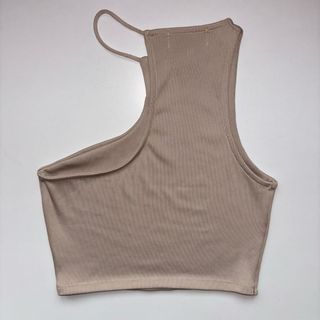 Top asimétrico beige 