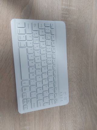Teclado LED blanco para tablet