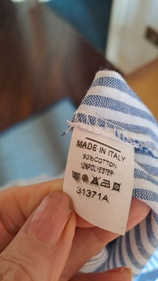 Vestito a righe azzurro e bianco