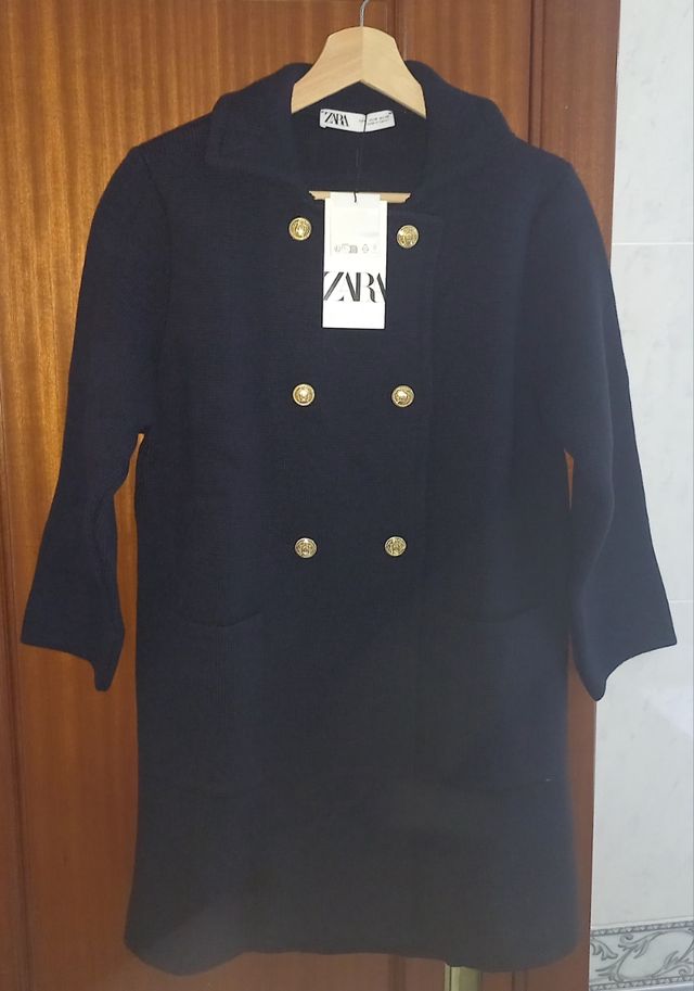 Abrigo cruzado punto de Zara