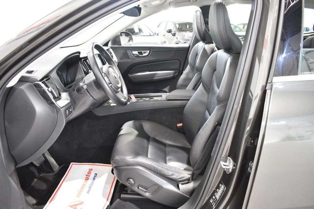 VOLVO XC60 2.0 D4 190 CV AWD GEARTRONIC MOMENTUM