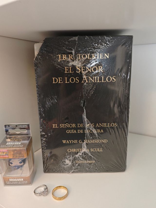 ESTUCHE PRECINTADO SEÑOR DE LOS ANILLOS 60 ANIVERS