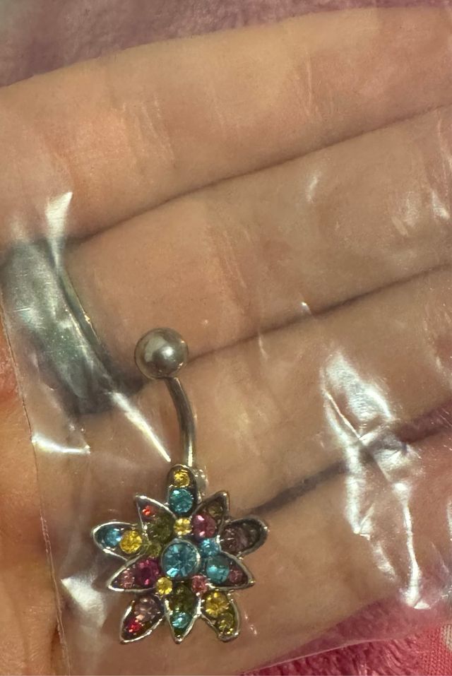 Piercing ombligo flor brillos acero quirurgico
