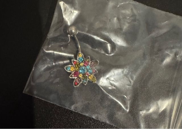 Piercing ombligo flor brillos acero quirurgico