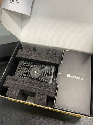 Corsair RM750 - Fuente alimentación