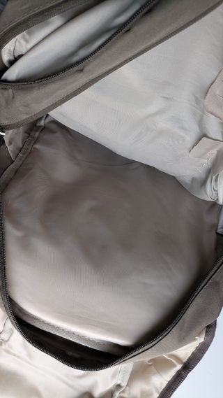 Mochila escolar infantil - marrón y rosa