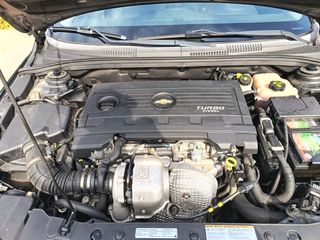 Chevrolet Cruze 2.0 Turbodiesel de 150cv manual.