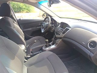 Chevrolet Cruze 2.0 Turbodiesel de 150cv manual.