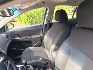 Chevrolet Cruze 2.0 Turbodiesel de 150cv manual.