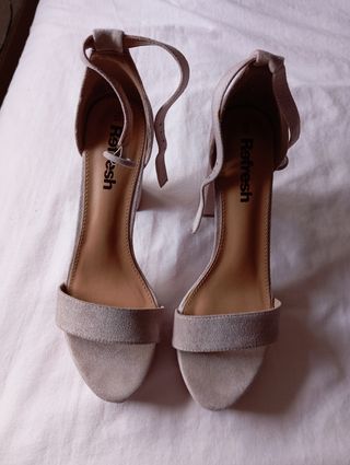 Zapatos tacón rosa Refresh