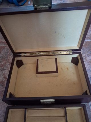 Joyero antiguo de madera