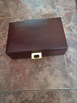 Joyero antiguo de madera