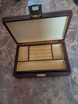 Joyero antiguo de madera