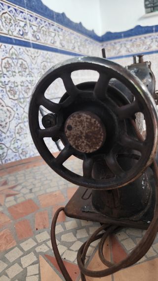 Máquina coser Singer antigua