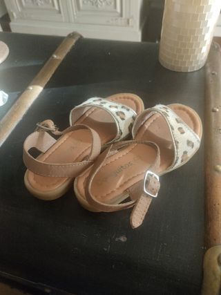 Sandalias Conguitos - Piel - niña, talla 28, suela
