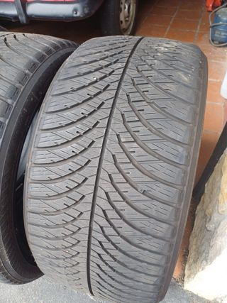 Ruedas 255/35/19
Neumáticos usados
