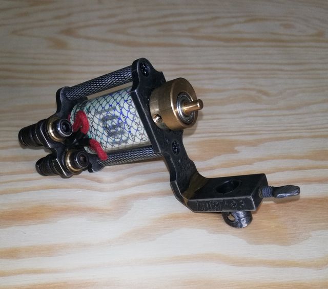 Máquina rotativa tatuaje 100% handmade.