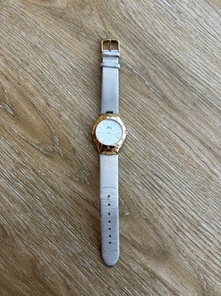 Reloj Lotus mujer dorado blanco