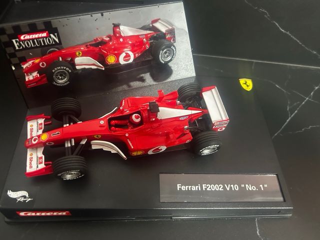 Coche Scalextric Ferrari F2002 V10