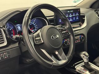 KIA XCeed Tech Aut