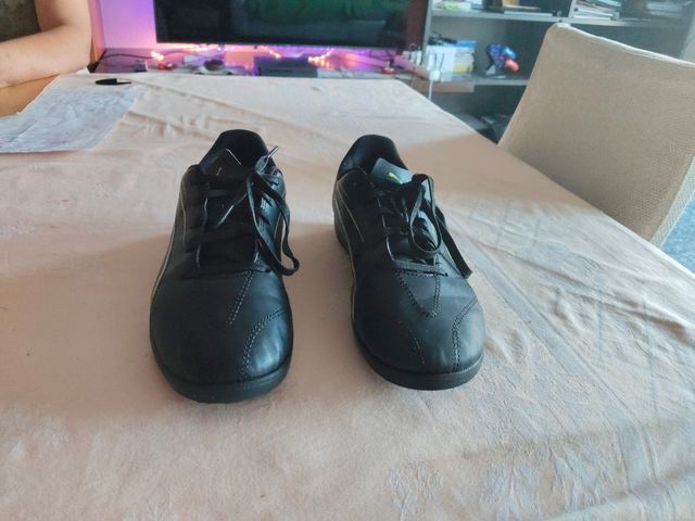 Zapatillas Puma fútbol multitaco