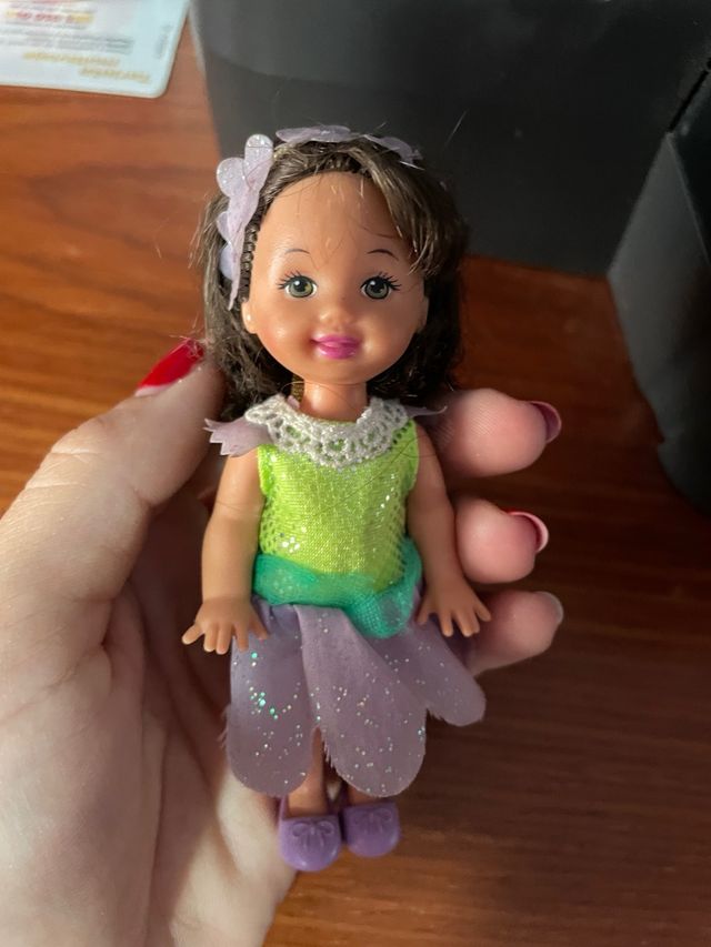 Muñeca Kelly hada Barbie