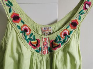 Blusa Flamenco Verde bordada